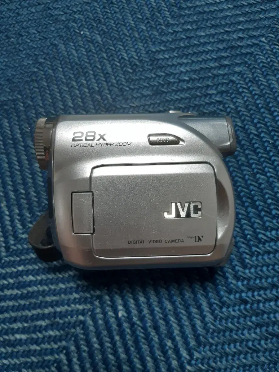 JVC GR-D347U 비디오 카메라